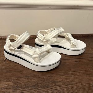 TEVA flatform universal sandals
